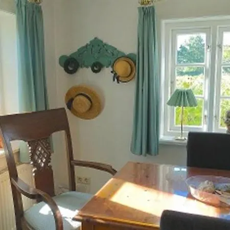 Petrine/s Hues 펜션 *